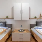 Апартаменты Strandnahe Inkl Pool, Whirlpool, Sauna & Strandkorb 234 Куксхафен
